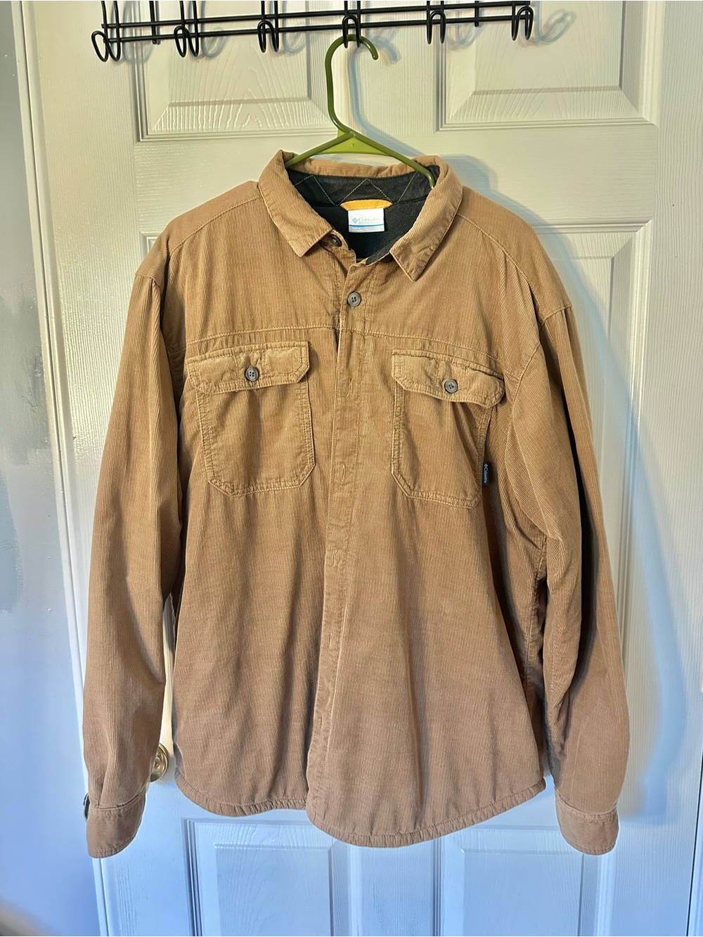 Columbia Men’s L Tan Sherpa Lined Button Front Shirt Jacket Corduroy/Dark Gray
